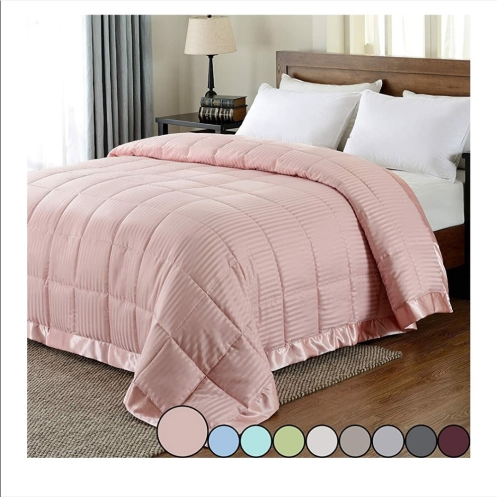 🆕️ Hypoallergenic Down Alternative Blanket Satin